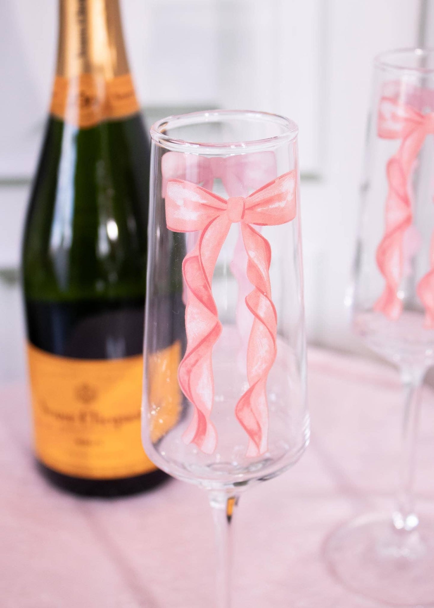 Bow Champagne Glasses (Set of 2)