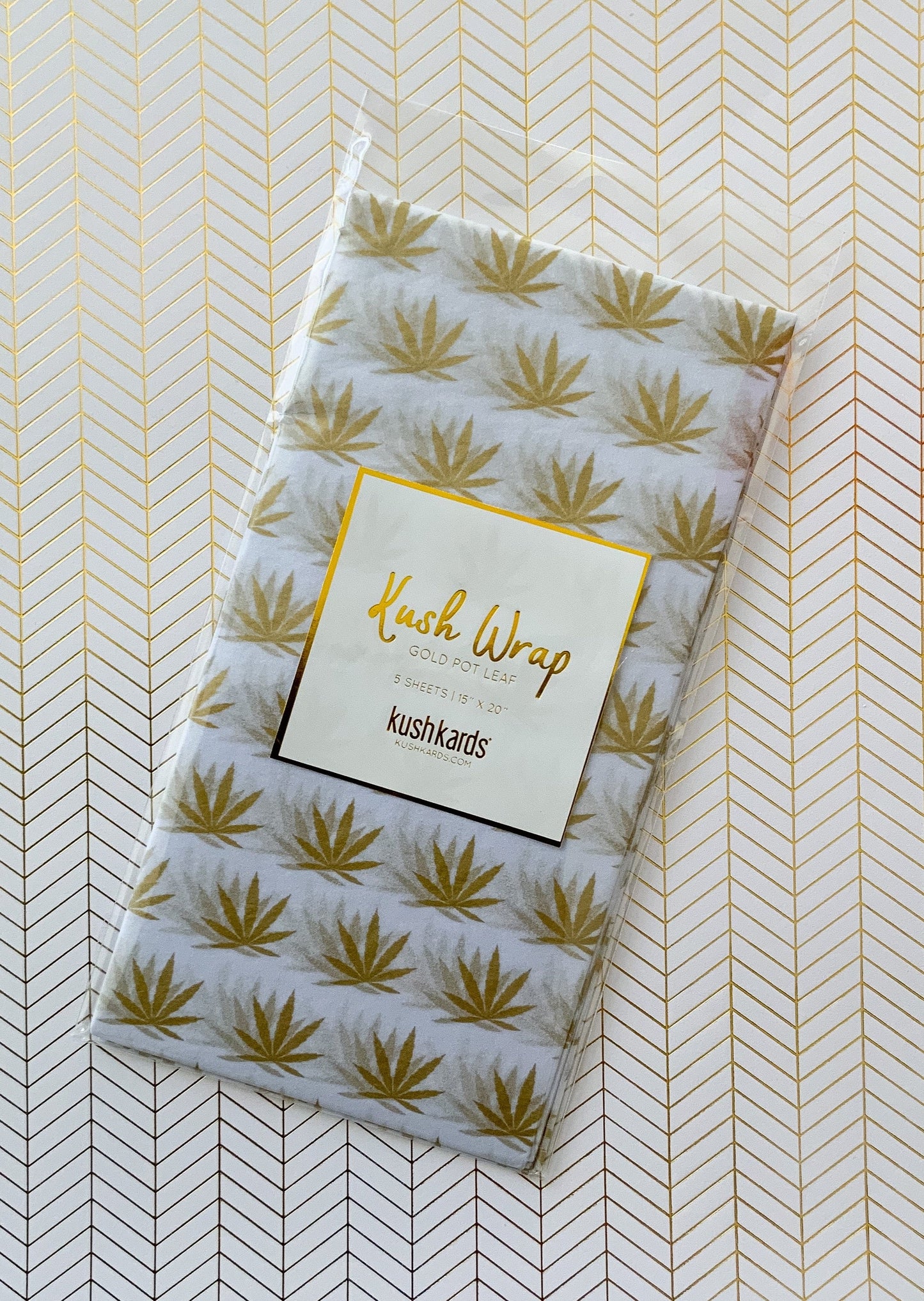 Pot Leaf Gift Bag W/Tissue Paper (White & Gold)