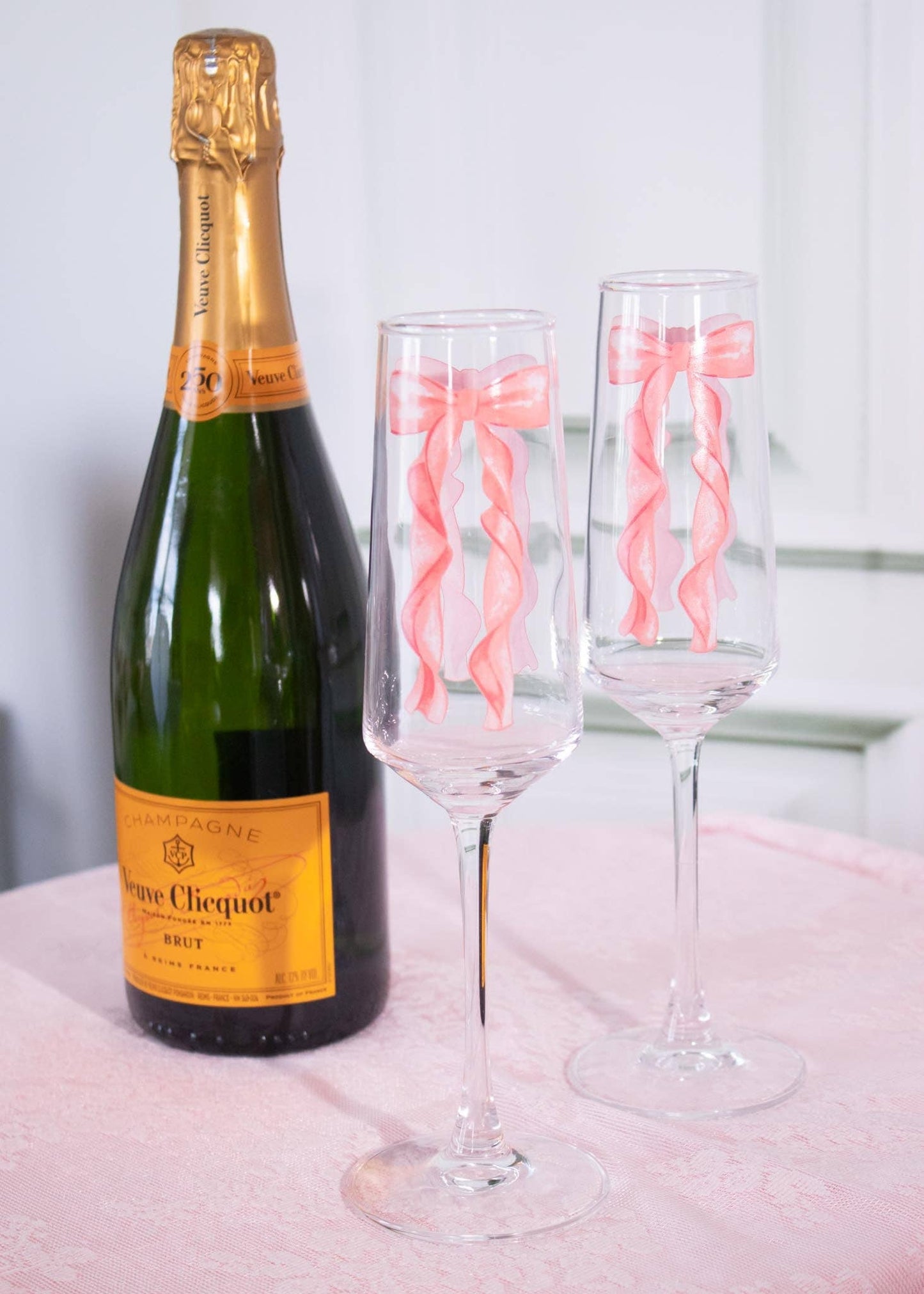 Bow Champagne Glasses (Set of 2)